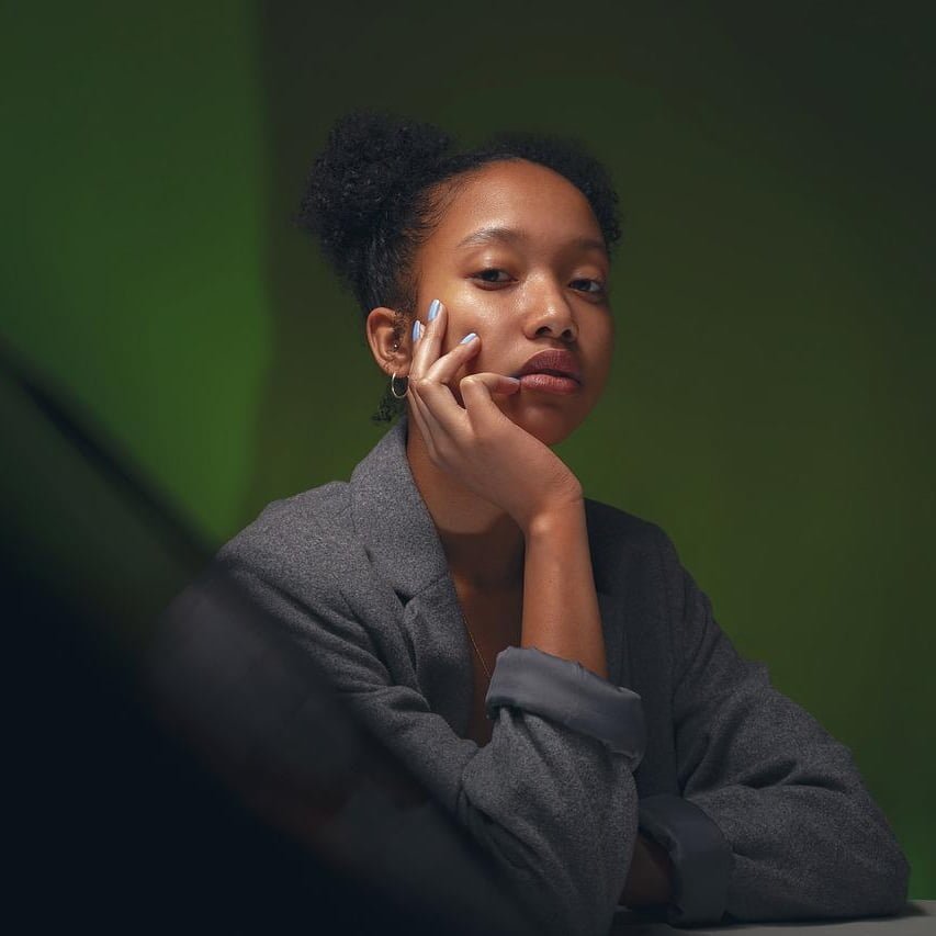 Como o Trabalho Híbrido Está Transformando a Carreira das Mulheres em Liderança