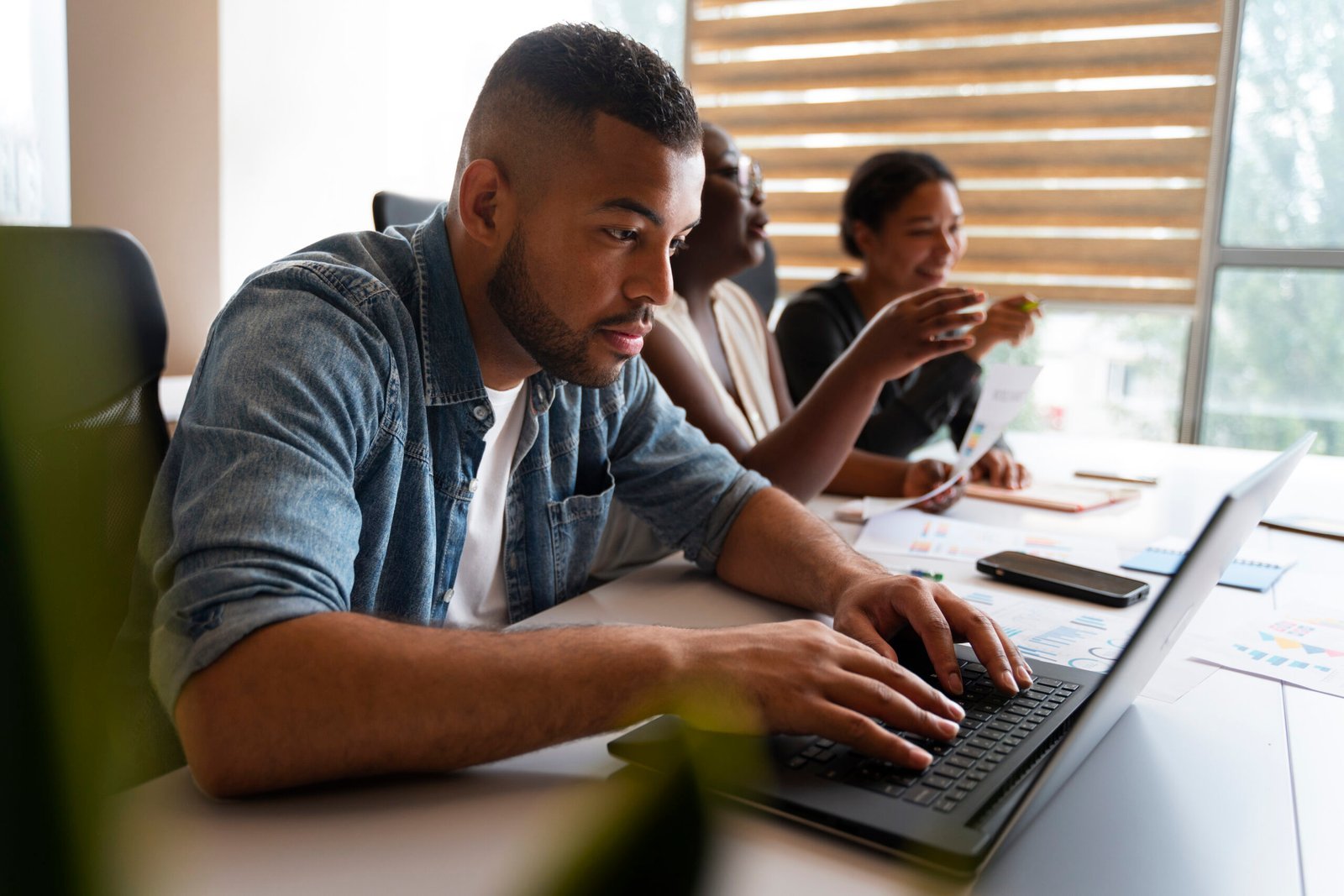 cursos técnico que estarão em alta no mercado de trabalho para 2025